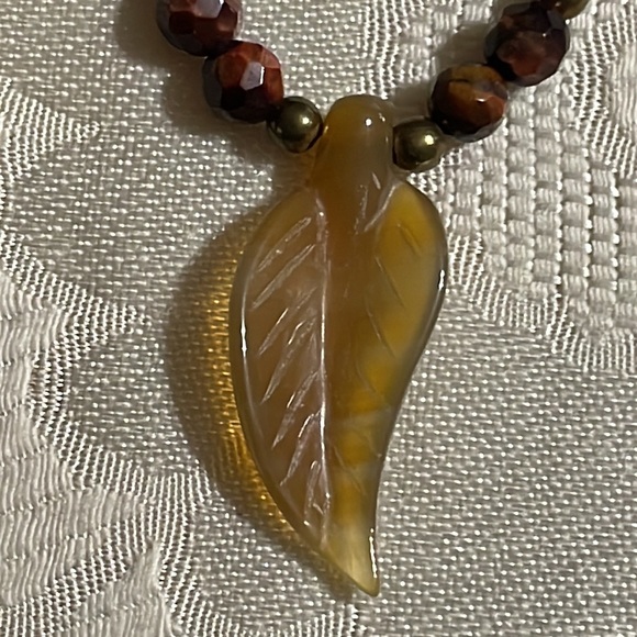 Jewelry - Jade Leaf / Topaz Necklace